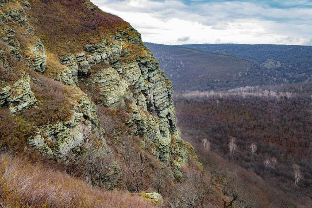 Гора Хауазе и водопад Кук-Караук